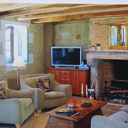 Villa Le Chabrol - A Stunning Dordogne Riverside With Heated Salt Pool ,10 Minutes Walk To Tremolat Cales (Aquitaine)