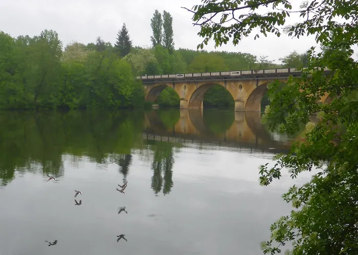 Le Chabrol - A Stunning Dordogne Riverside With Heated Salt Pool ,10 Minutes Walk To Tremolat * Cales (Aquitaine)